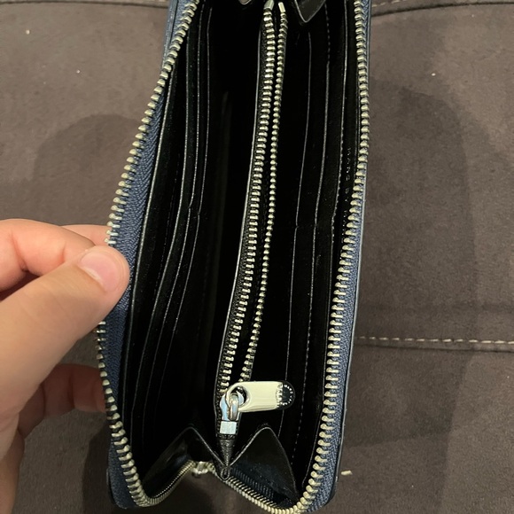 Marc by Marc Jacobs Blue Leather Wallet - Picture 4 of 6